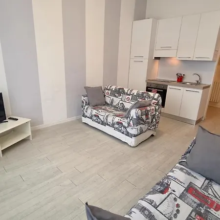 Affittimoderni White Apartament *
